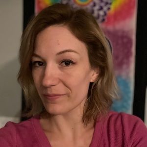 Meet your Posher, Carol-anne